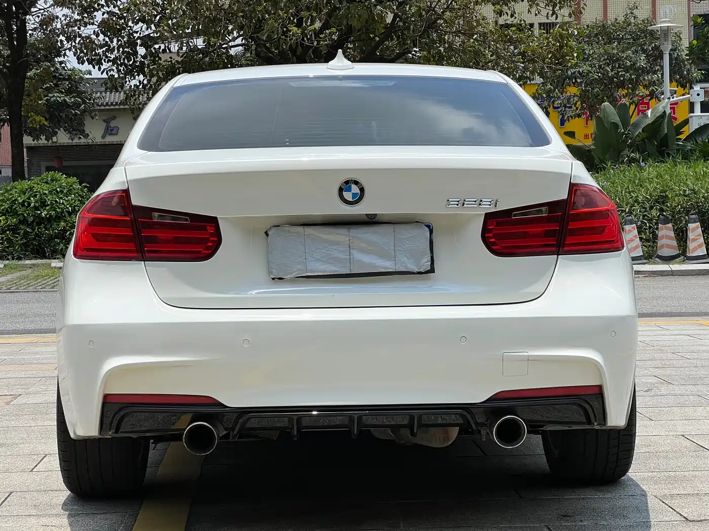 BMW 3 Series 2015 320i Super Joy Sport Design Package фото 6