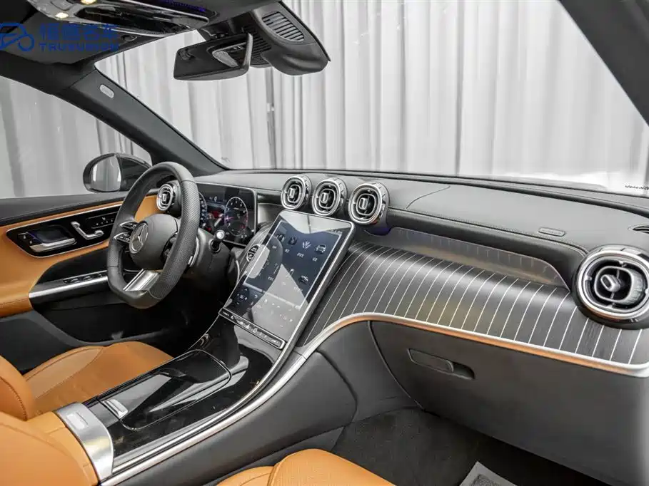 Mercedes-Benz GLC 2023 GLC 260 L 4MATIC Luxury 5-Seater фото 14