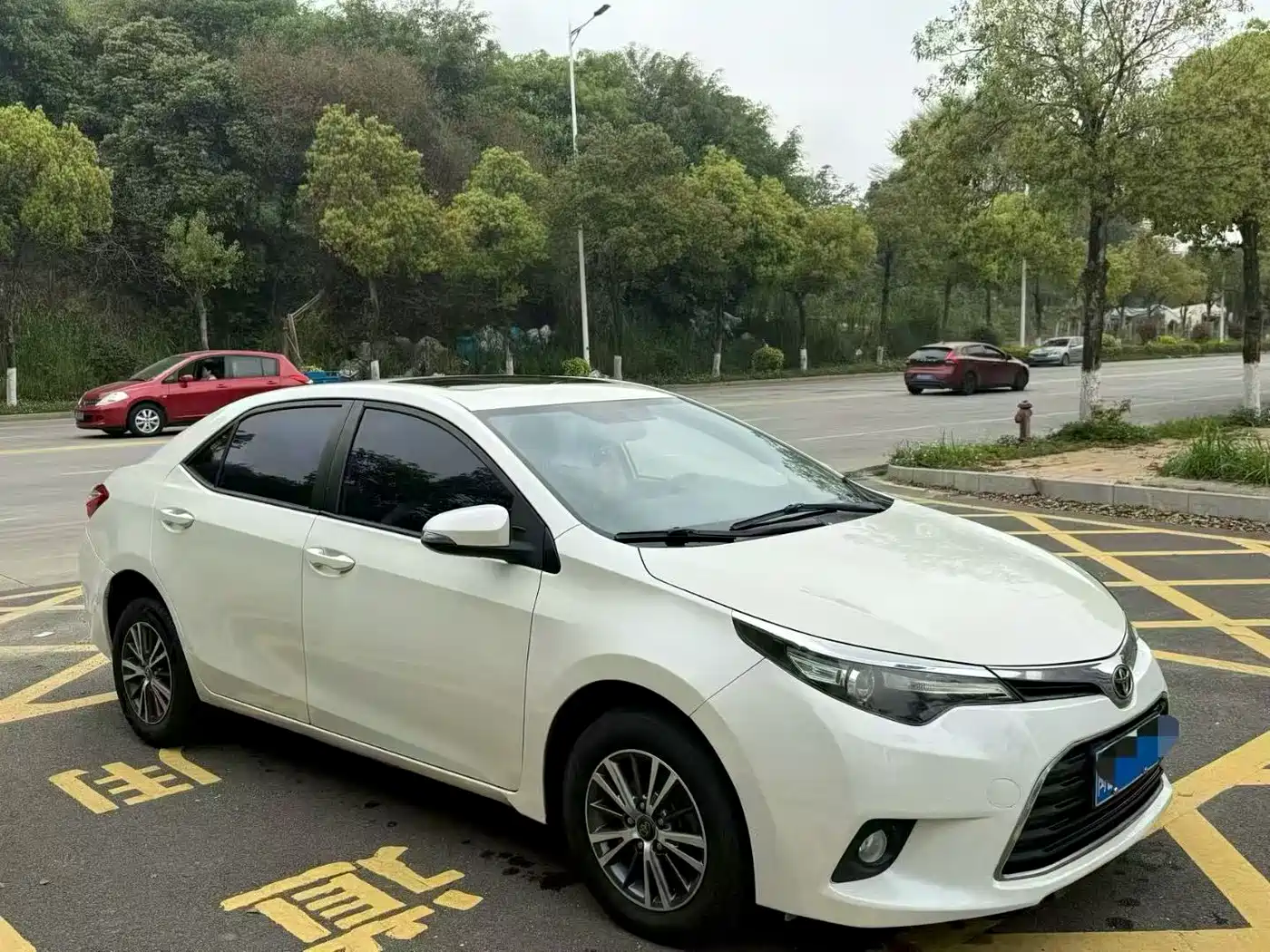 Toyota Levin 2016 1.6G CVT Elite Edition фото 3