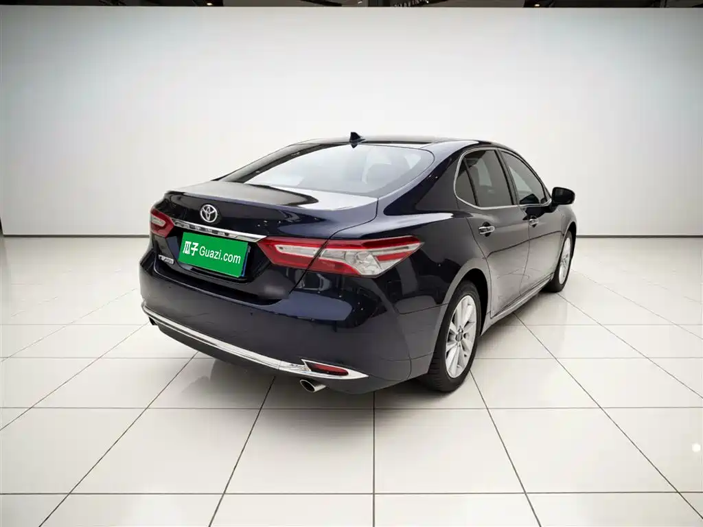 Toyota Camry 2023 2.0G Luxury Edition фото 4