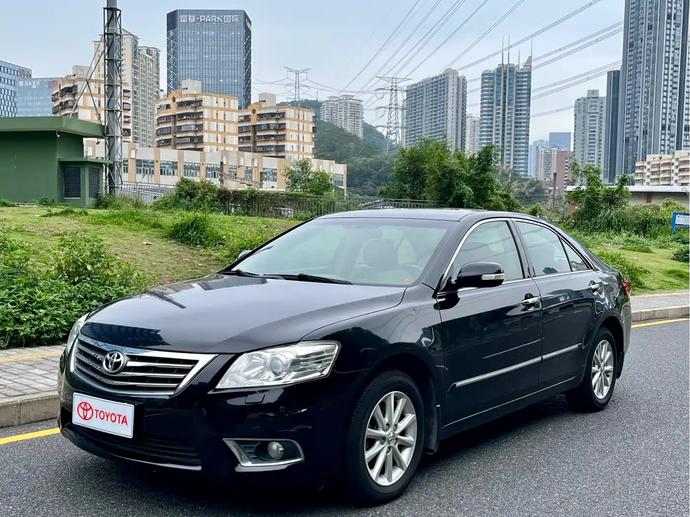 Toyota Camry 2009 Model 200G Luxury Edition
