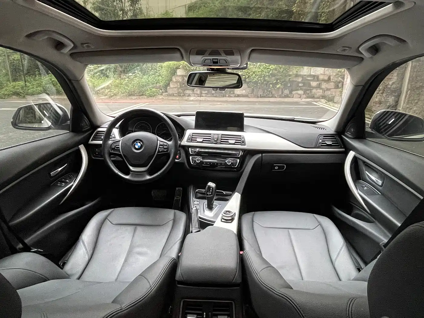 BMW 3 Series 2016 320Li Fashion Model фото 20