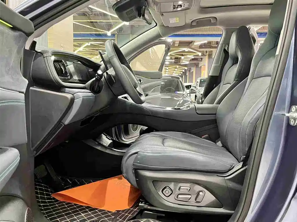BYD Hai Shi 07 DM-i 2025 150 Pilot+ Edition фото 11