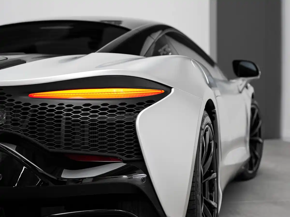 McLaren Artura 2023 3.0T Hybrid Standard фото 10