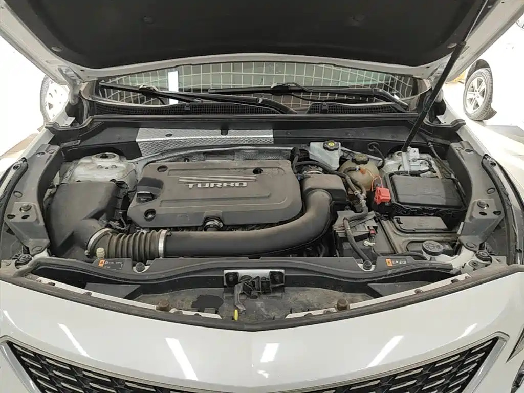 Cadillac XT4 2018 Model 28T 2WD Technology фото 20