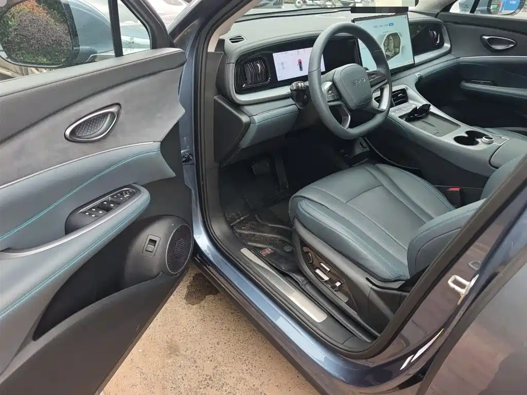 BYD Hai Shi 07 DM-i 2025 150 Pilot+ Edition фото 17