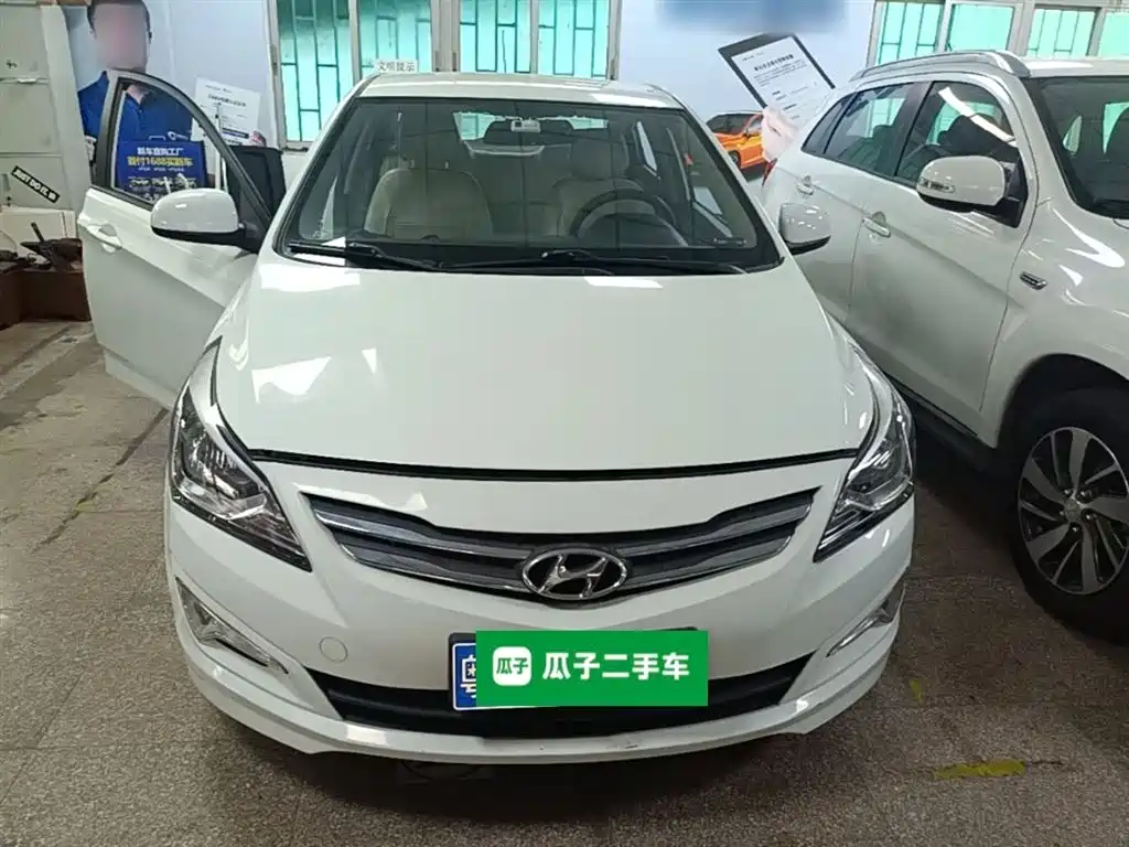 Hyundai Verna 2016 1.4L Automatic Smart GLS фото 3