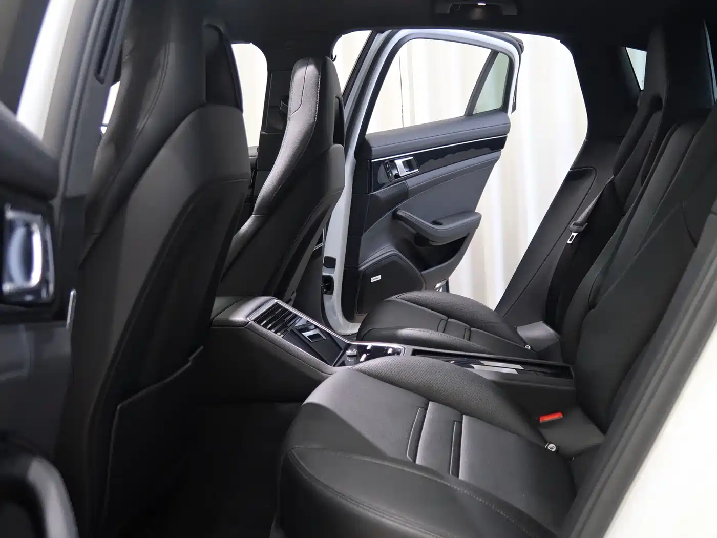 Porsche Panamera 2019 Panamera 2.9T фото 17