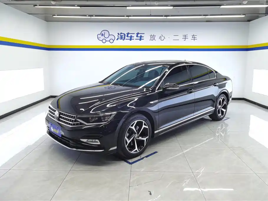 Volkswagen Magotan 2023 Model 2 Million Commemorative Edition 330TSI DSG Luxury