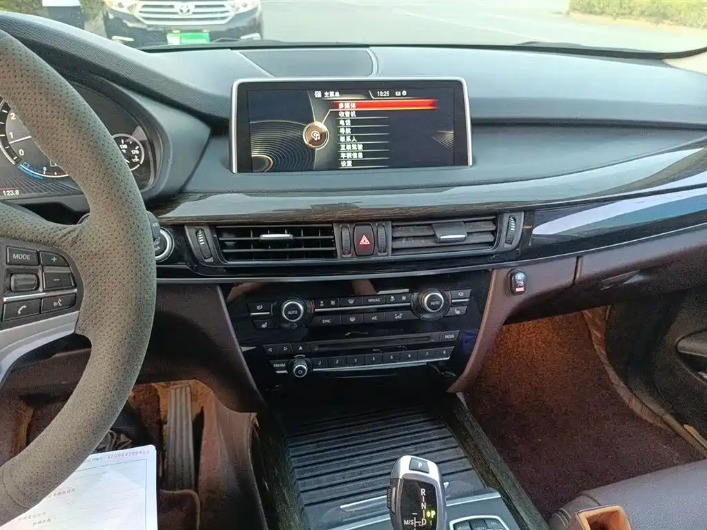 BMW X5 (Import) 2014 xDrive35i Leading фото 9