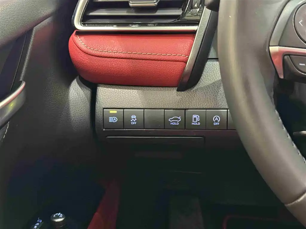 Toyota Camry 2021 2.0S Sporty Edition фото 13
