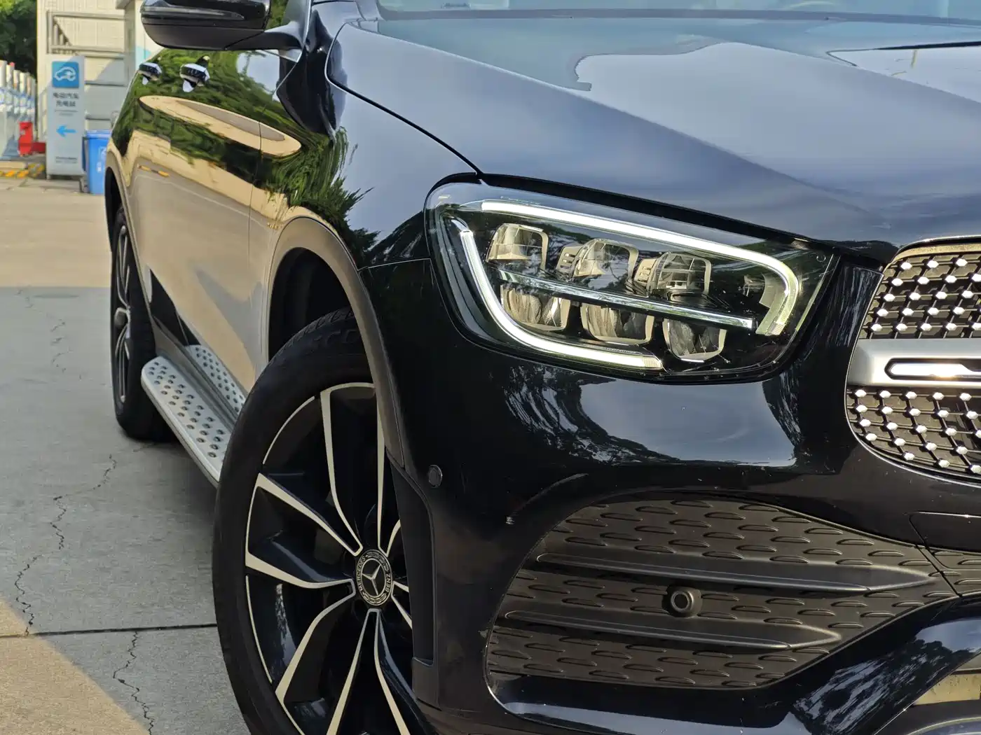 Mercedes-Benz GLC 2022 Facelift GLC 260 L 4MATIC Luxury Model фото 4