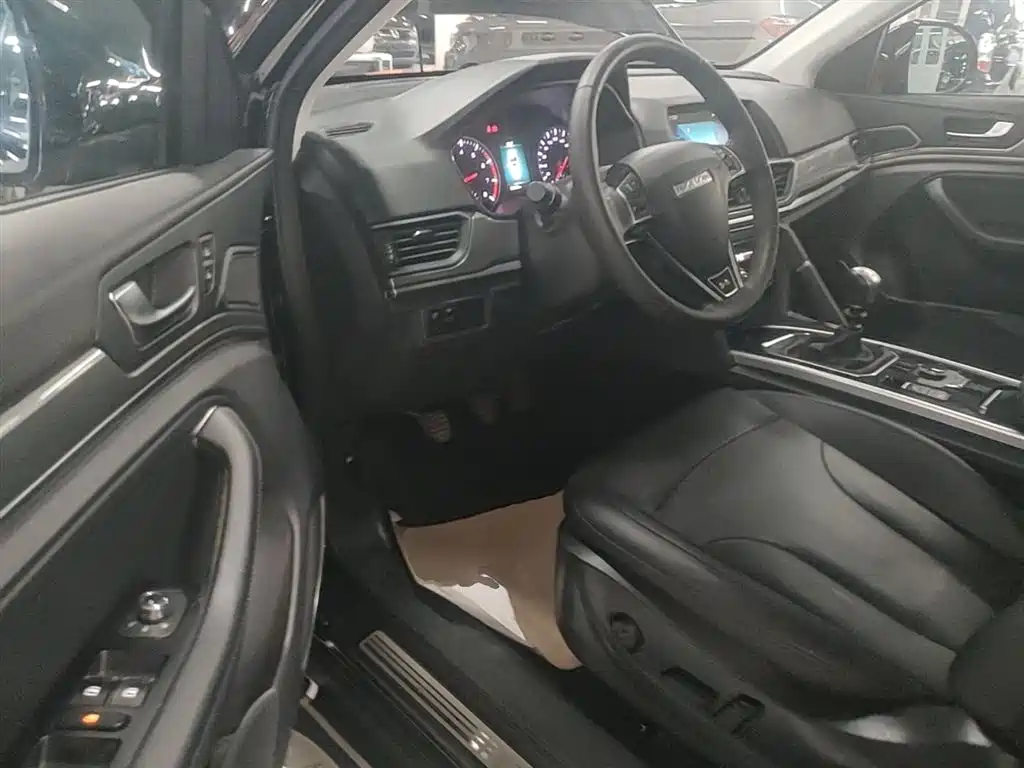 Haval H6 2018 Red Label Sport 1.5T Manual 2WD Elite фото 15