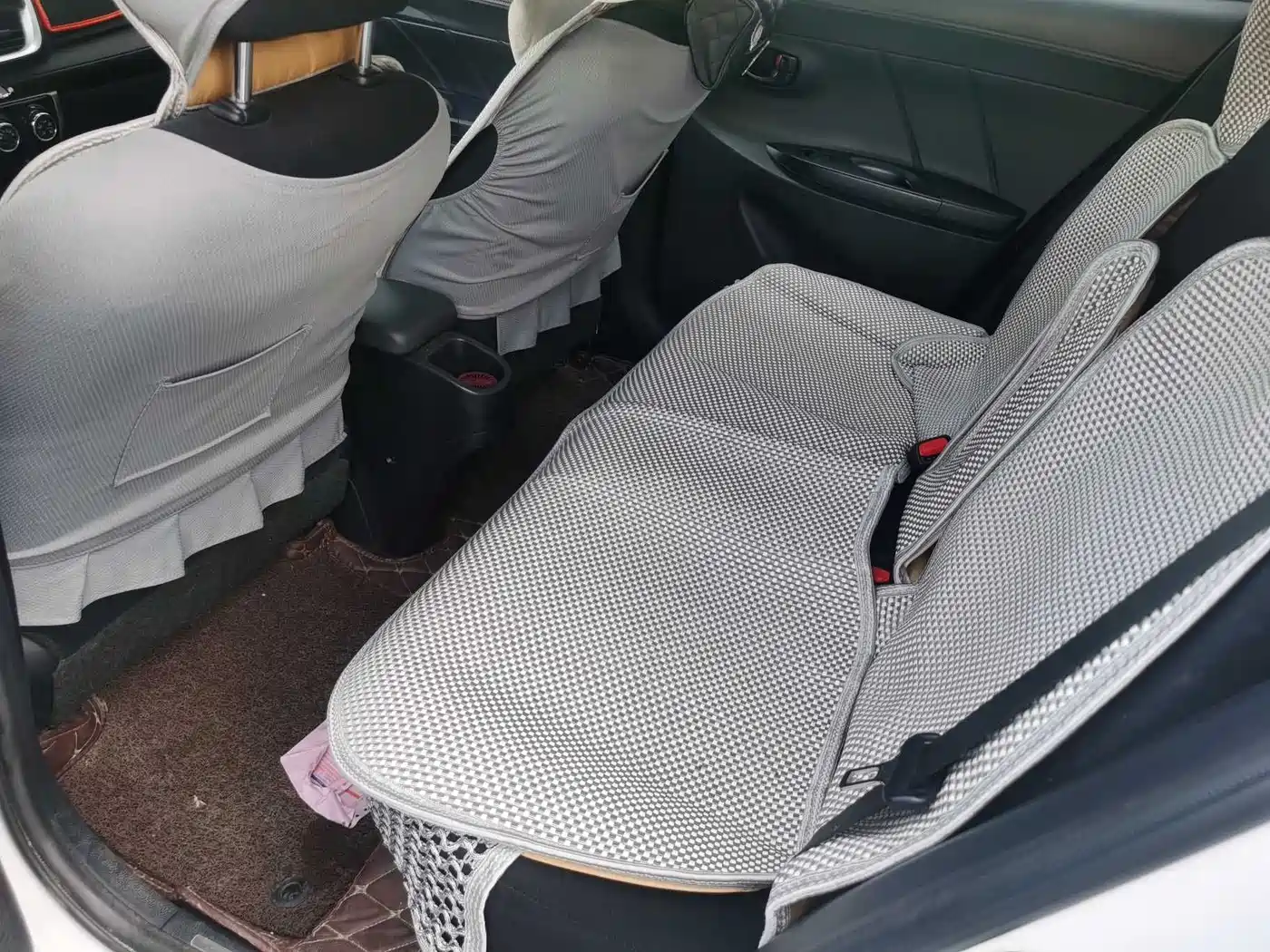 Toyota YARiS L Zhi Xuan 2016 Facelift 1.5E CVT Charming Edition фото 9