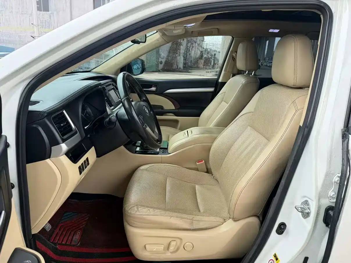 Toyota Highlander 2015 2.0T AWD Luxury Edition 7-seater фото 6
