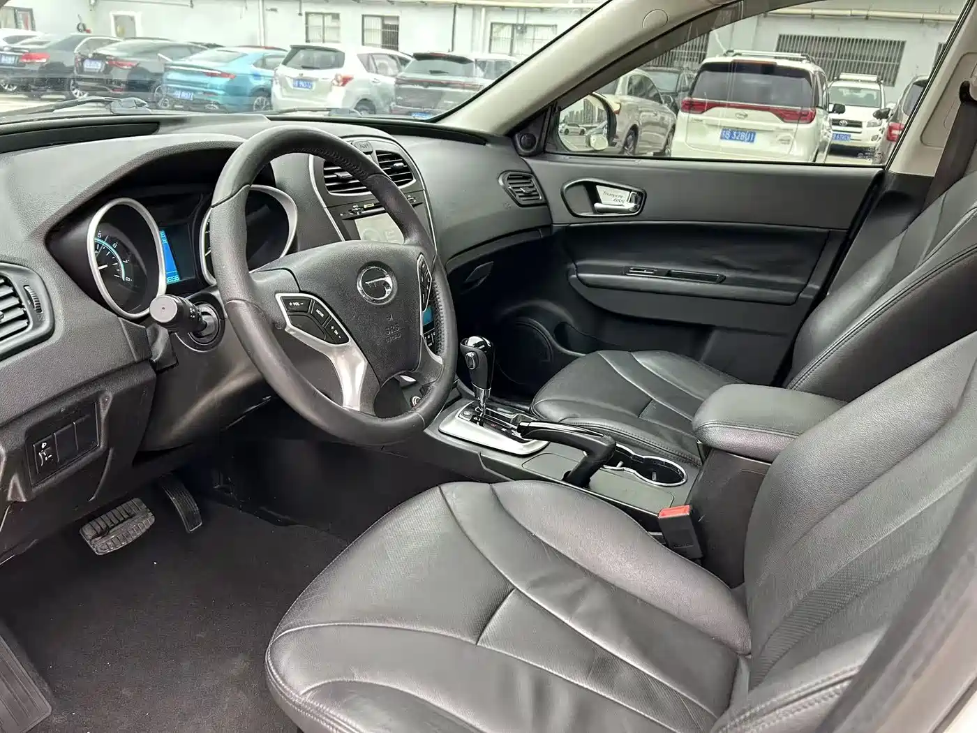 GAC Trumpchi Trumpchi GS5 2012 2.0L Automatic 2WD Anniversary Edition фото 12