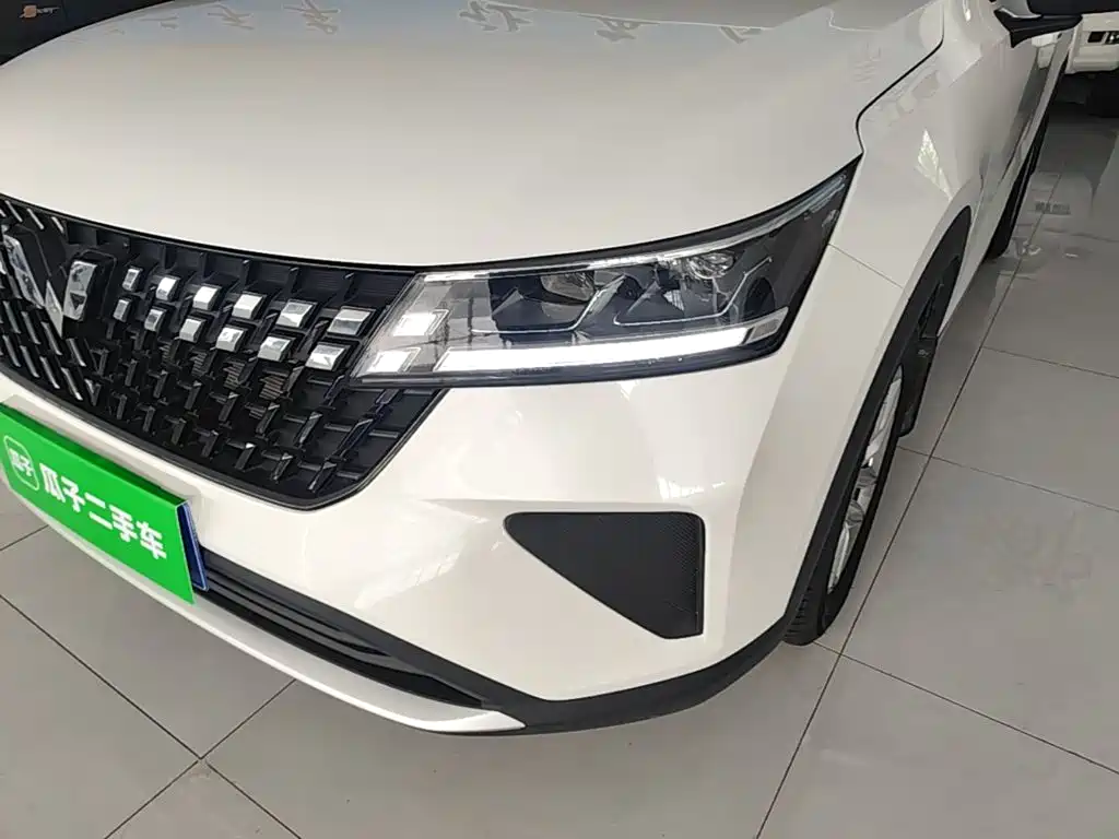 Wuling Motors Wuling Xingchi 2024 2022 1.5L CVT Fun Edition