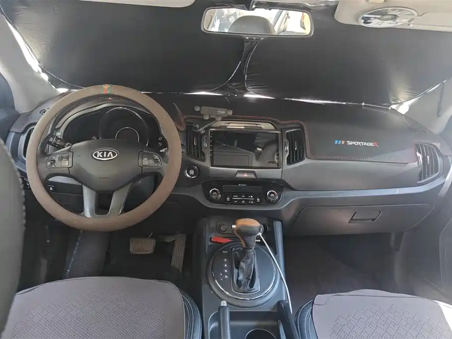 Kia Sportage 2012 2.0L Automatic 2WD NAVI Edition фото 12