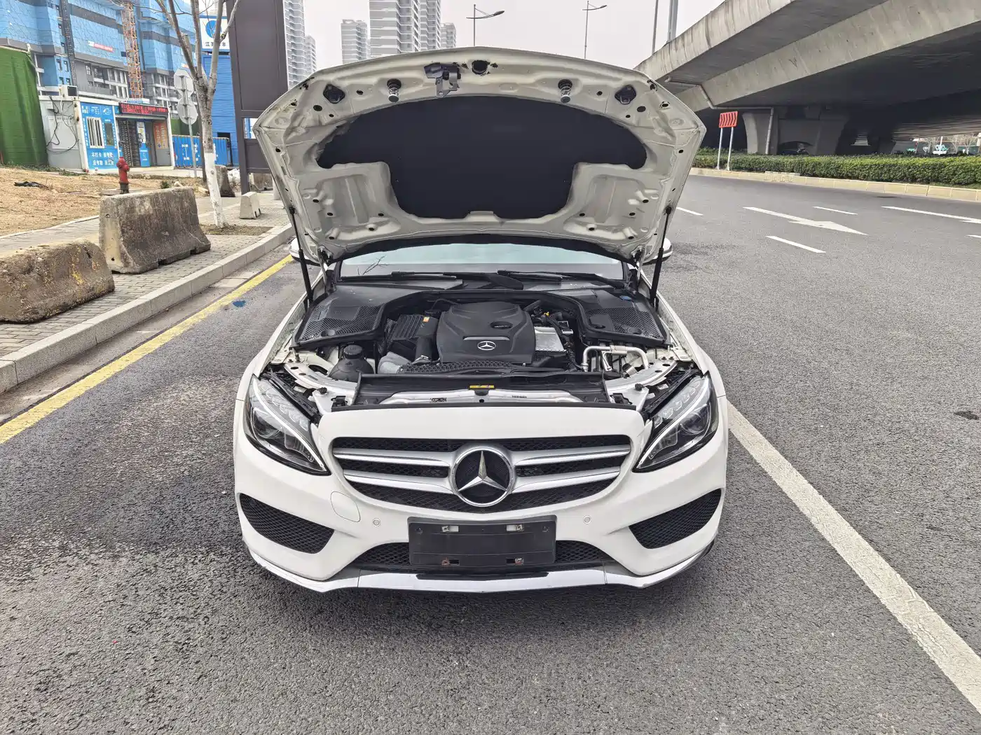 Mercedes-Benz C-Class 2017 C 200 L Sport фото 12
