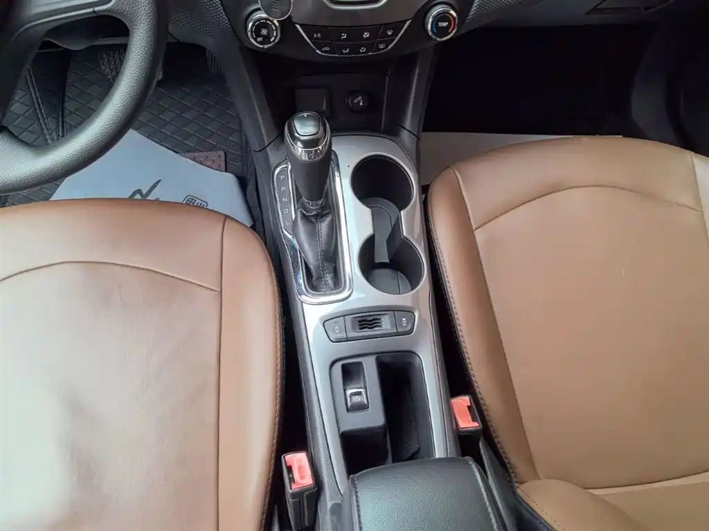 Chevrolet Cruze 2017 1.5L Automatic Pioneer Sunroof фото 14