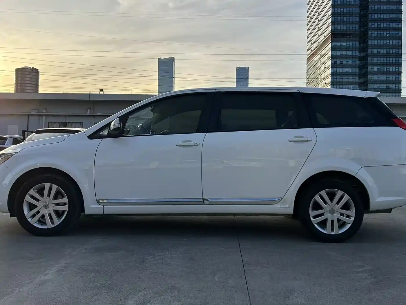 Chery Arrizo M7 2016 2015 1.8L Manual Comfort Edition 232-seat