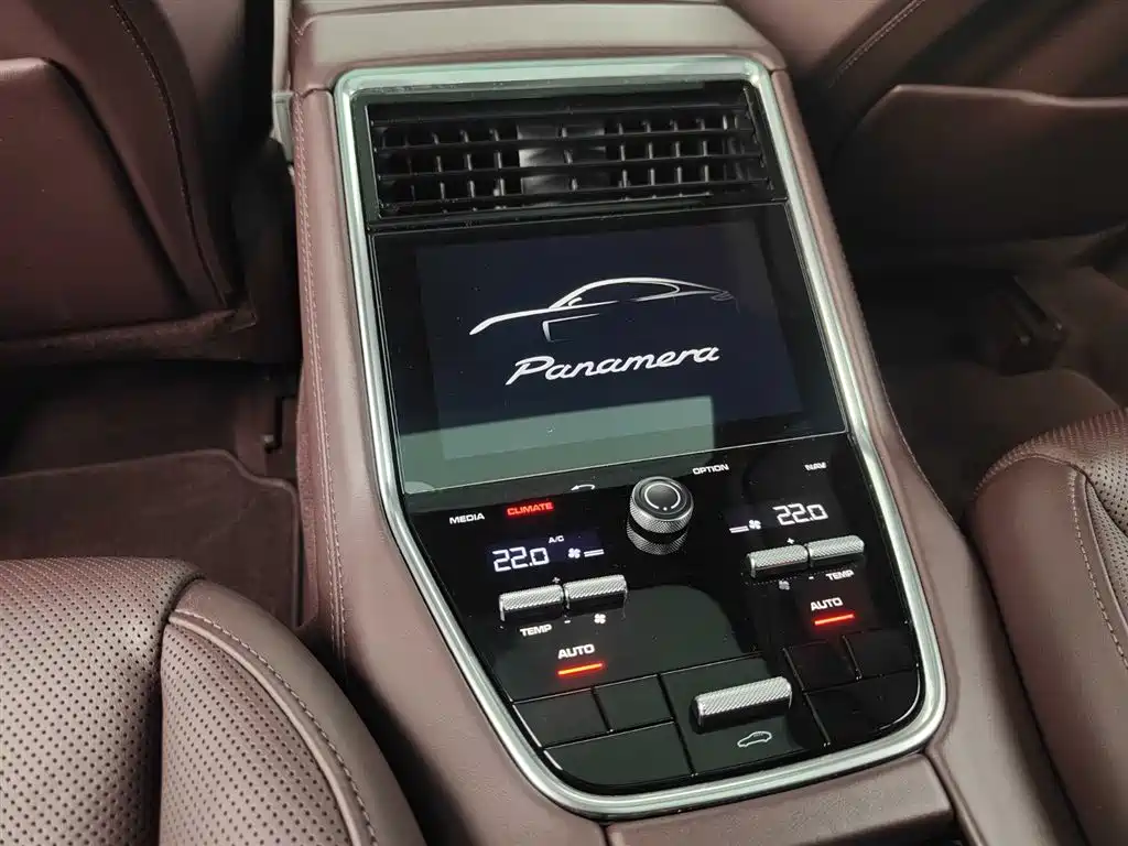 Porsche Panamera 2019 Panamera 2.9T фото 22
