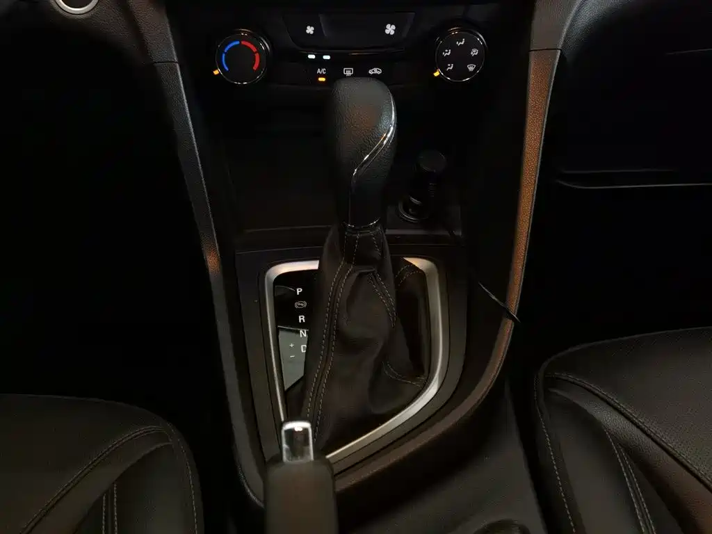 Buick Excelle 2021 1.3T Auto Mild Hybrid Elite фото 13