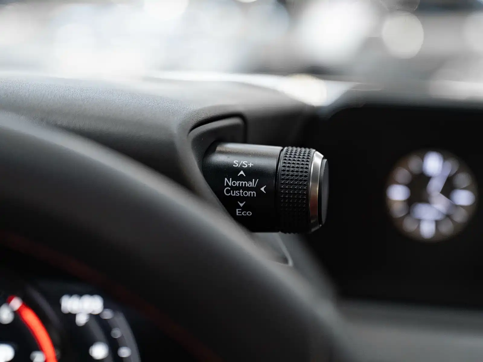 Photo 18 - Lexus UX