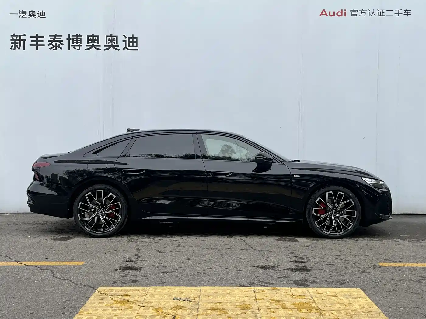 Audi A6L 2026 Model 3.0T Sport Edition фото 4