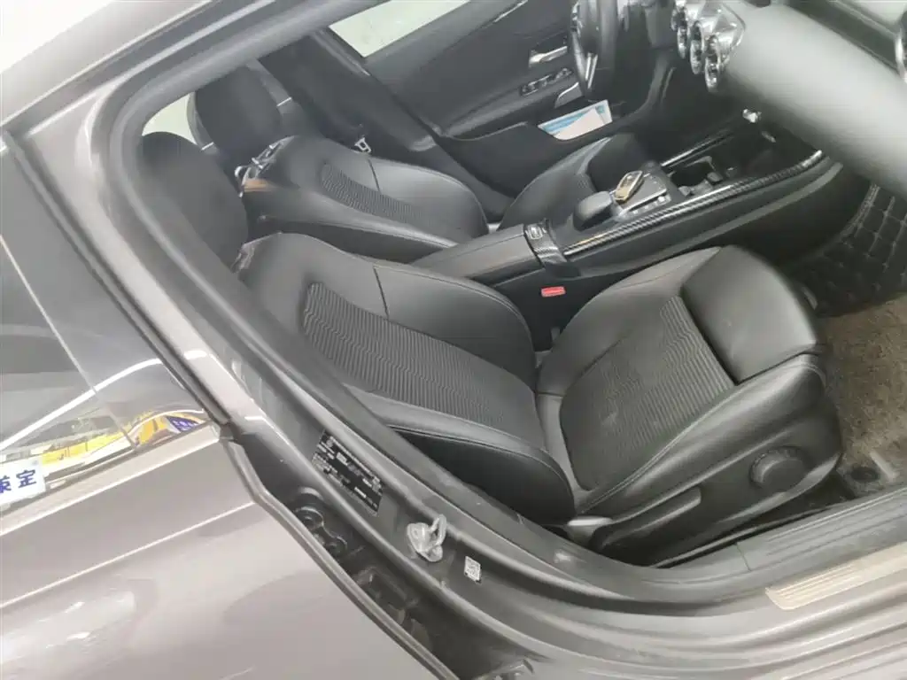 Mercedes-Benz A-Class (Import) 2021 A 180 фото 25