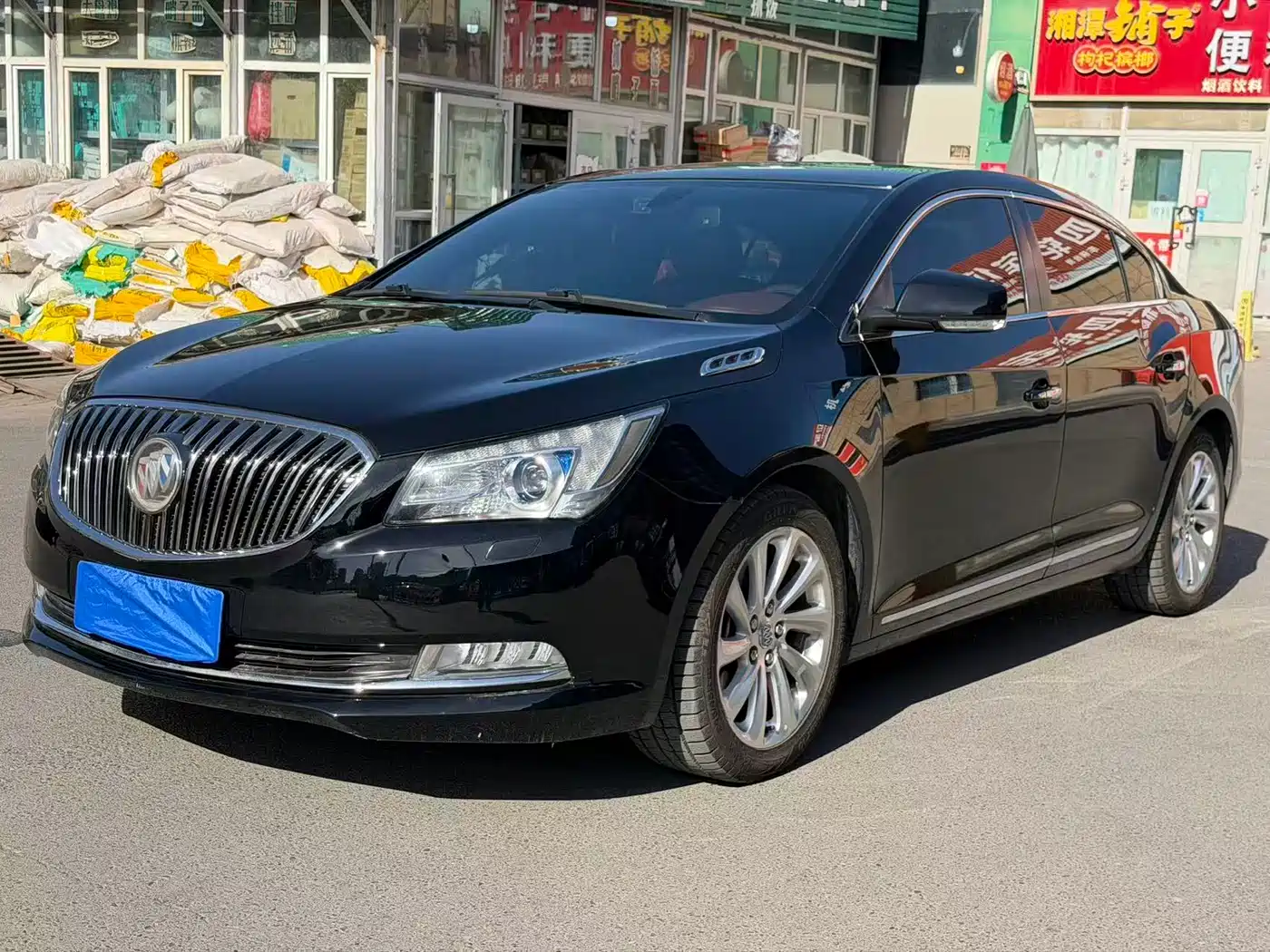 Buick LaCrosse 2013 2.4L SIDI Luxury Comfort