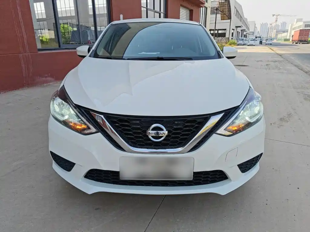 Nissan SYLPHY, миниатюра 3