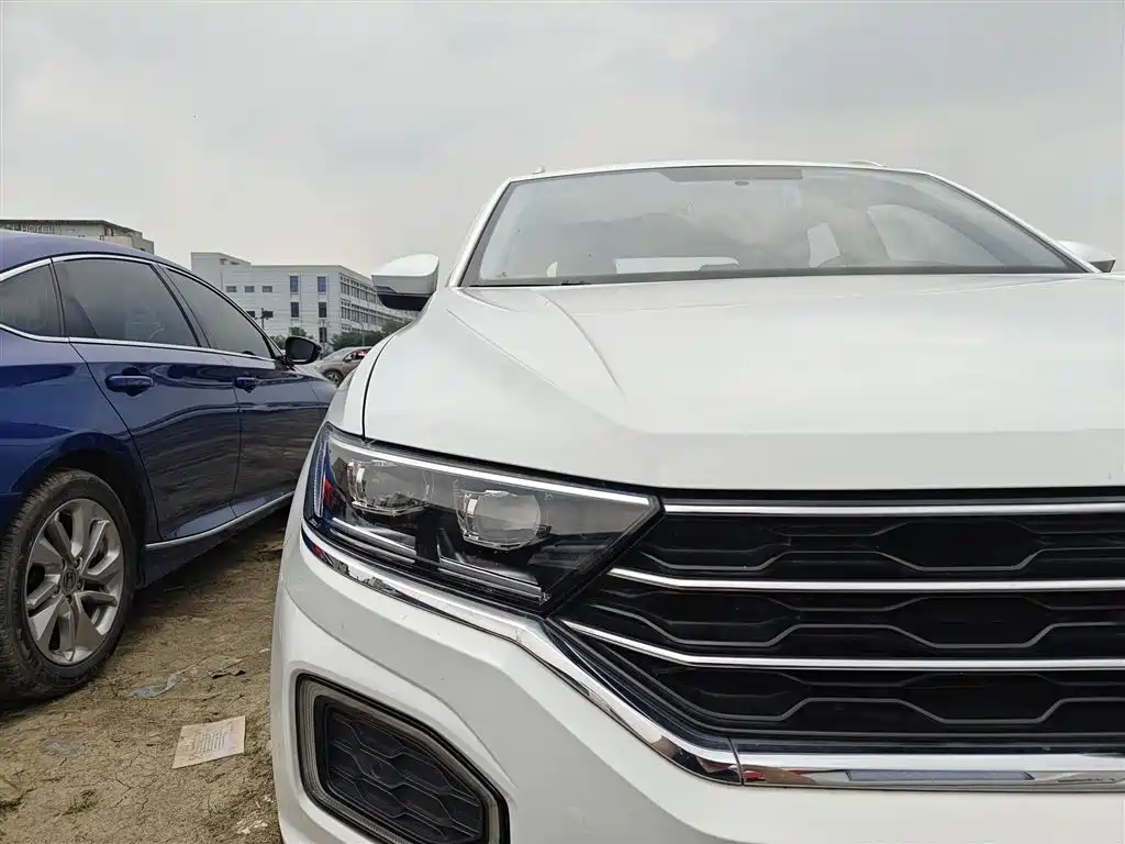 Volkswagen T-ROC 2022 280TSI DSG 2WD Comfort PLUS фото 27