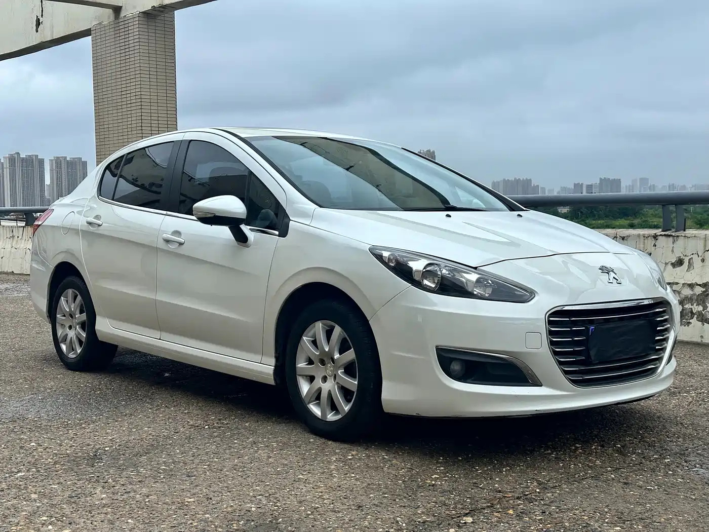 Peugeot 308 2014 2014 Model Joy Edition Classic 1.6L Automatic Trend Style