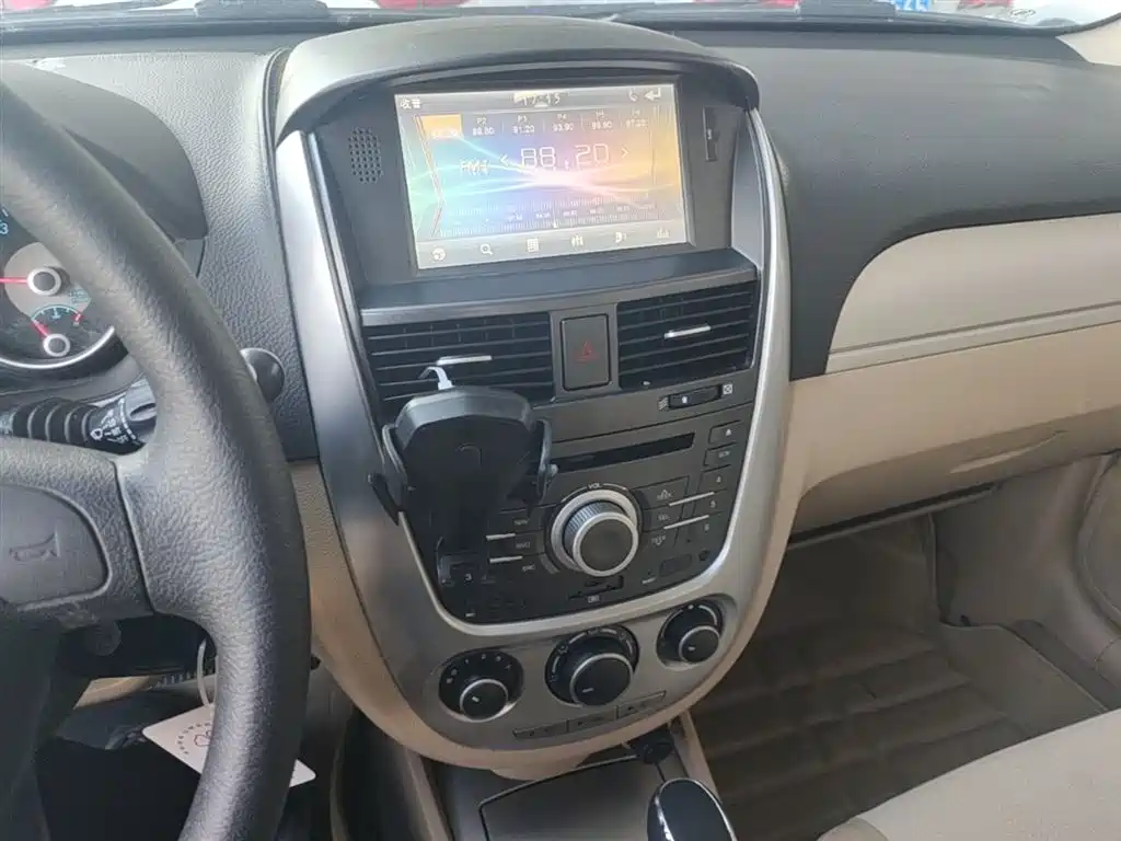 Buick Excelle 2013 1.5L Automatic Classic фото 13