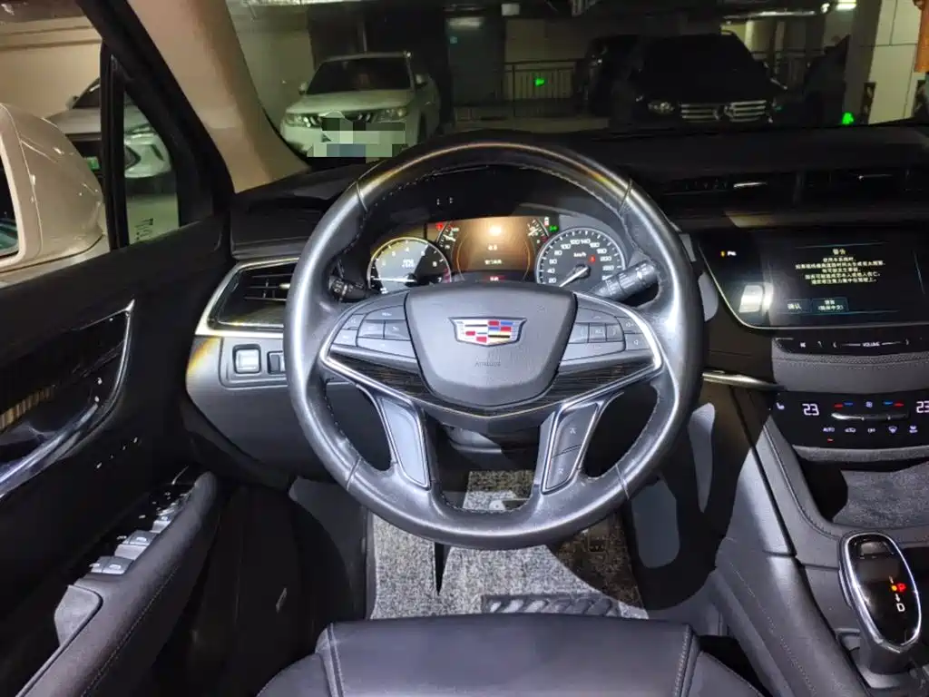 Cadillac XT5 2018 25T Luxury фото 6