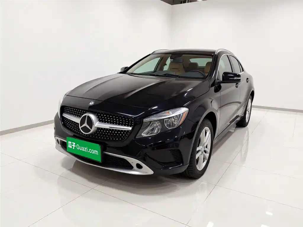 Mercedes-Benz GLA 2016 GLA 200 Dynamic