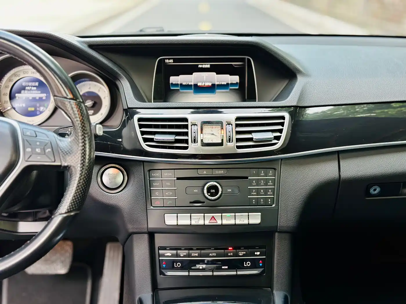 Mercedes-Benz E-Class 2015 Facelift E 260 L Sport фото 19