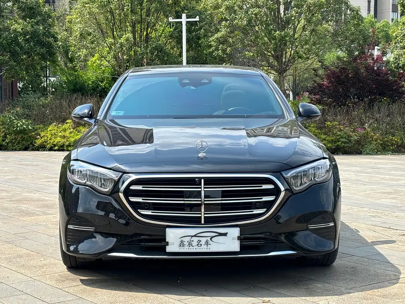 Mercedes-Benz E-Class 2024 E 300 L Fashion