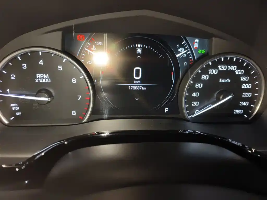 Cadillac XT5 2018 25T Luxury фото 8