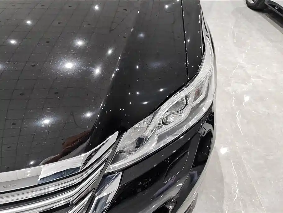 Toyota Crown 2015 2.0T Fashion фото 5