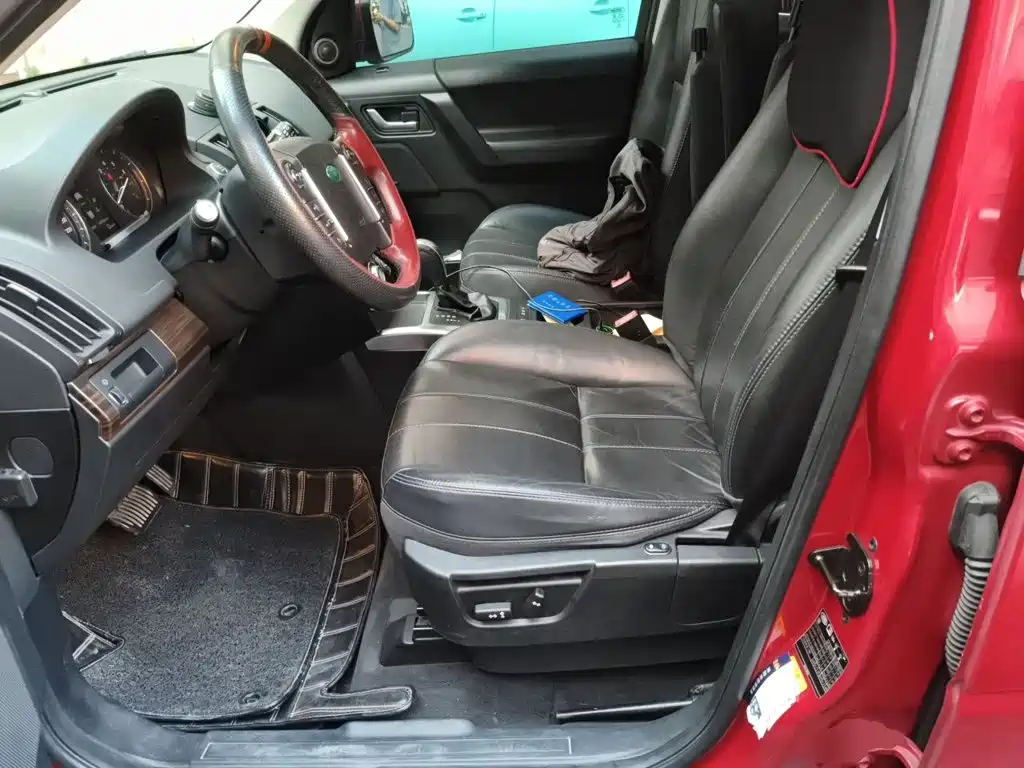 Land Rover Freelander 2 2014 2014 2.0T Si4 SE Gasoline Edition