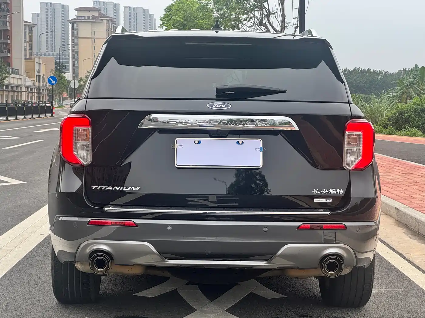 Ford Explorer 2020 EcoBoost 285 AWD Titanium Edition 6-Seater фото 9