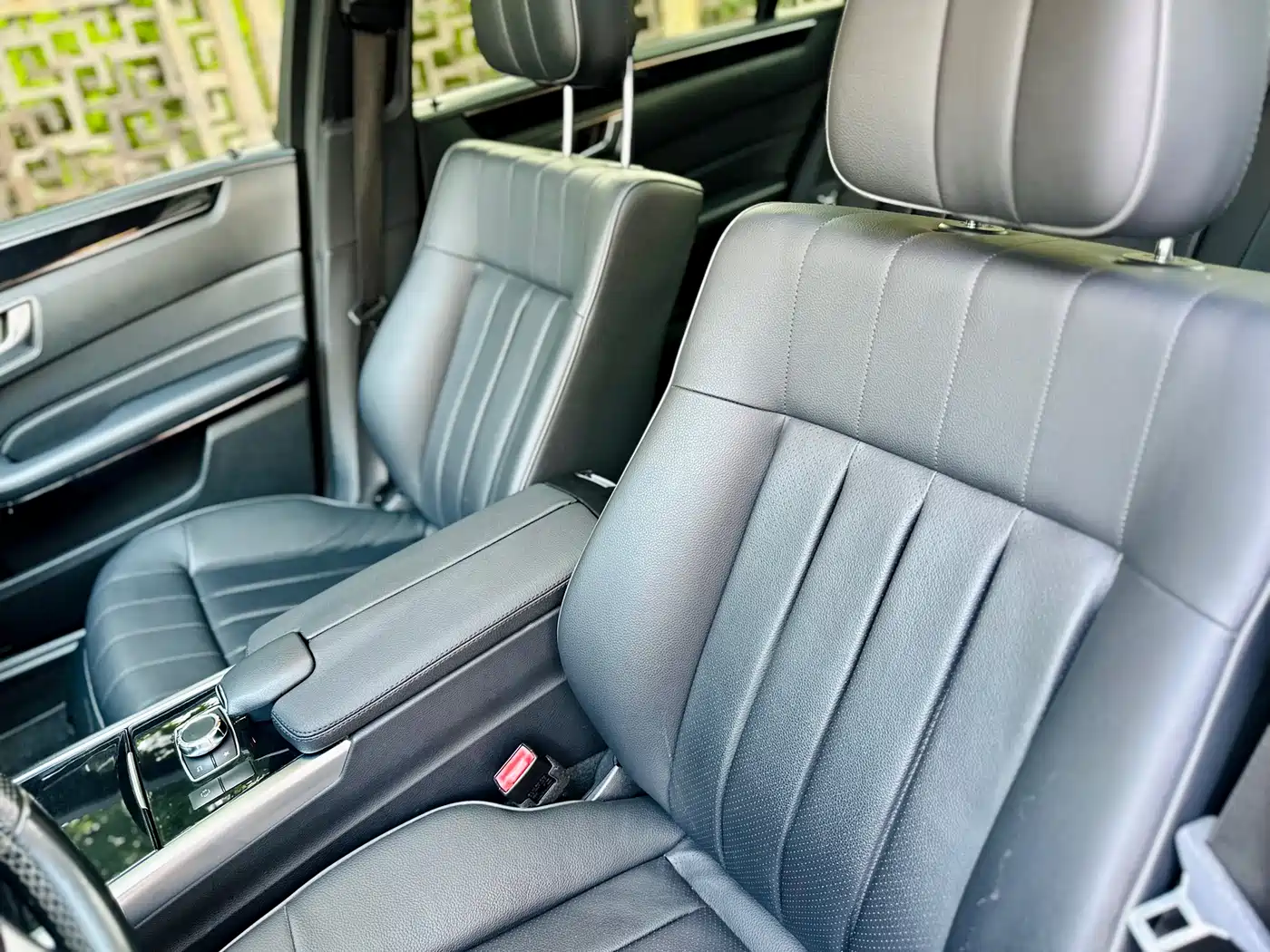 Mercedes-Benz E-Class 2015 Facelift E 260 L Sport фото 21