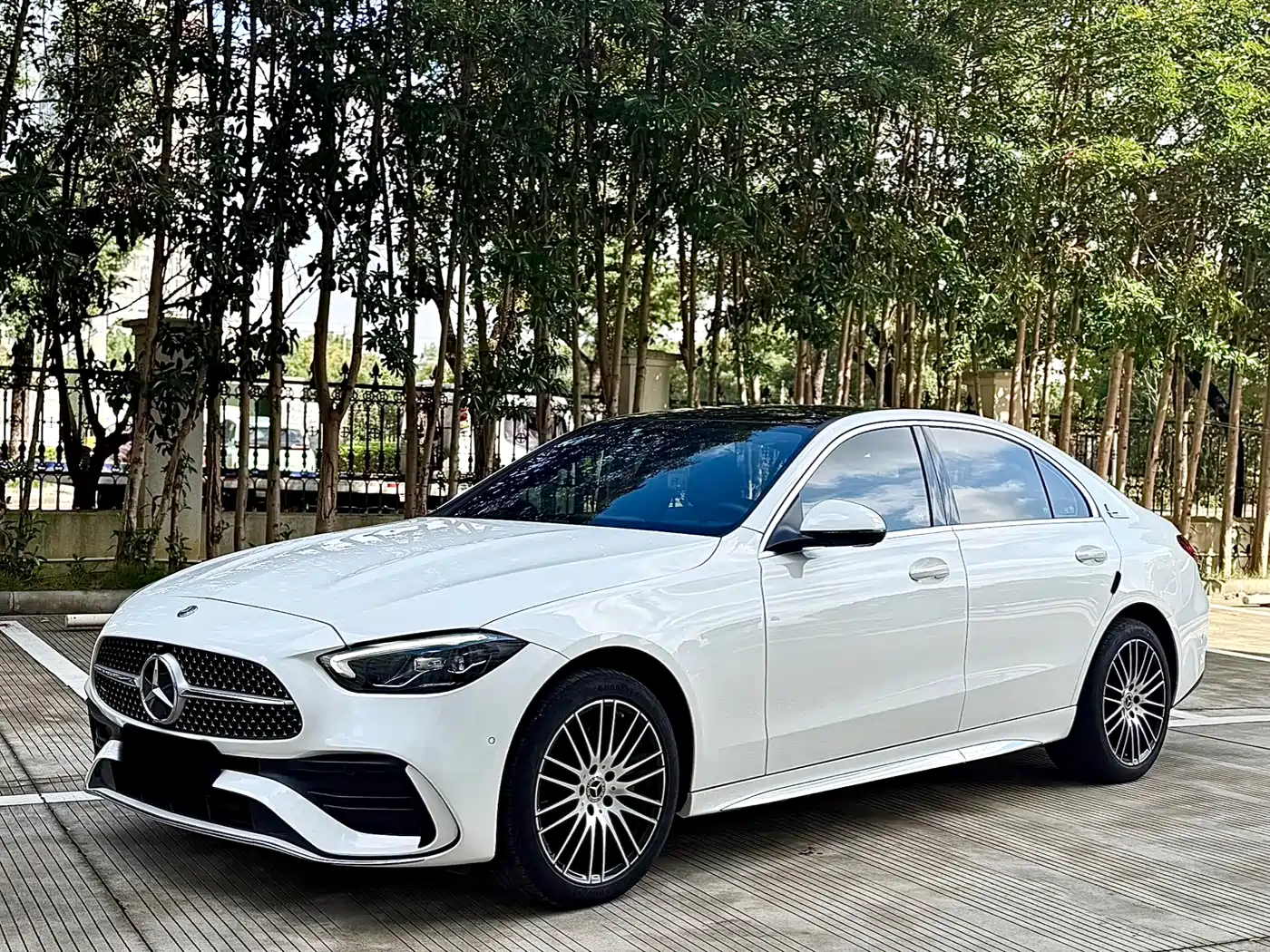 Mercedes-Benz C-Class 2025 C 260 L Sport Edition фото 2