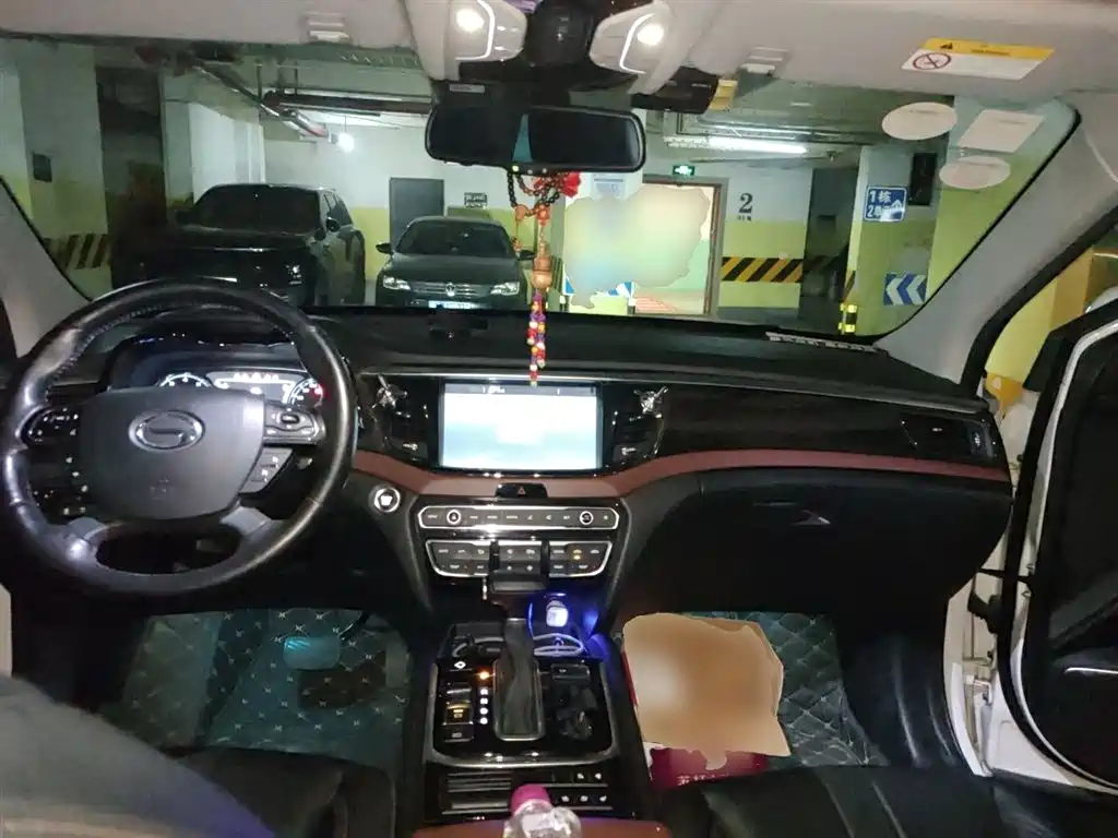 GAC Trumpchi Trumpchi GS8 2017 320T 2WD Luxury Smart Connect (7-seater) фото 10