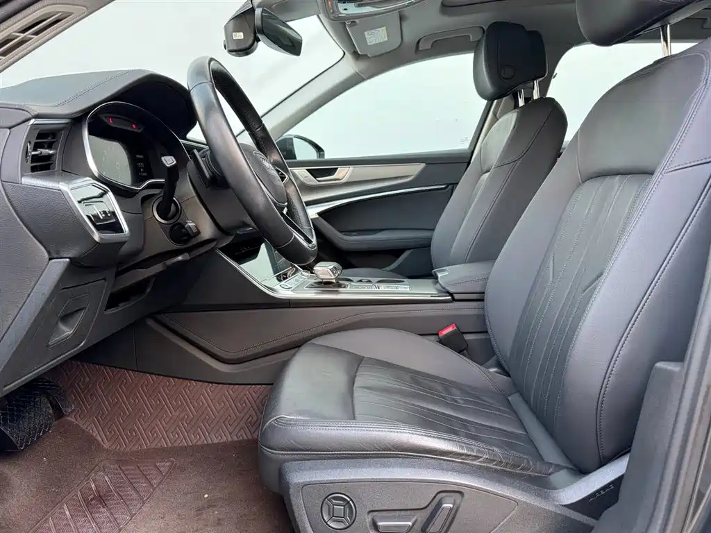 Audi A6 (Import) 2021 allroad quattro Explorer 55 TFSI Premium Off-road фото 22