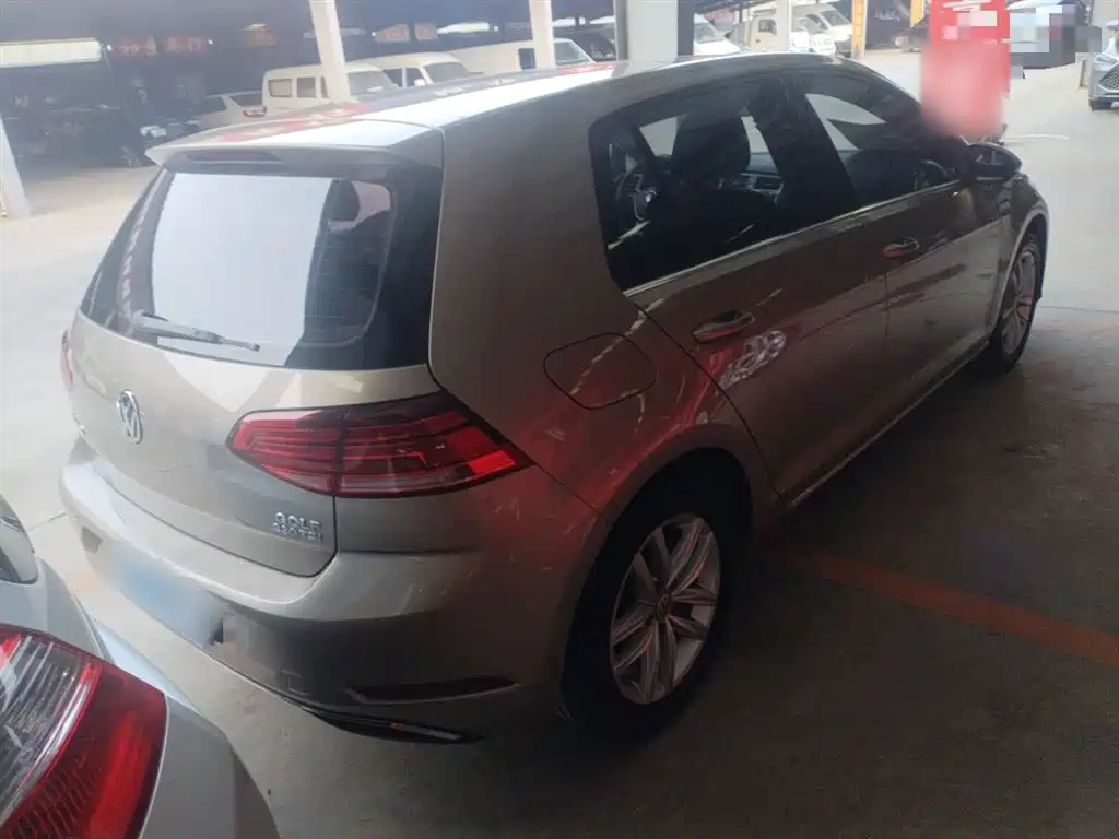 Volkswagen Golf 2018 230TSI Automatic Comfort фото 7