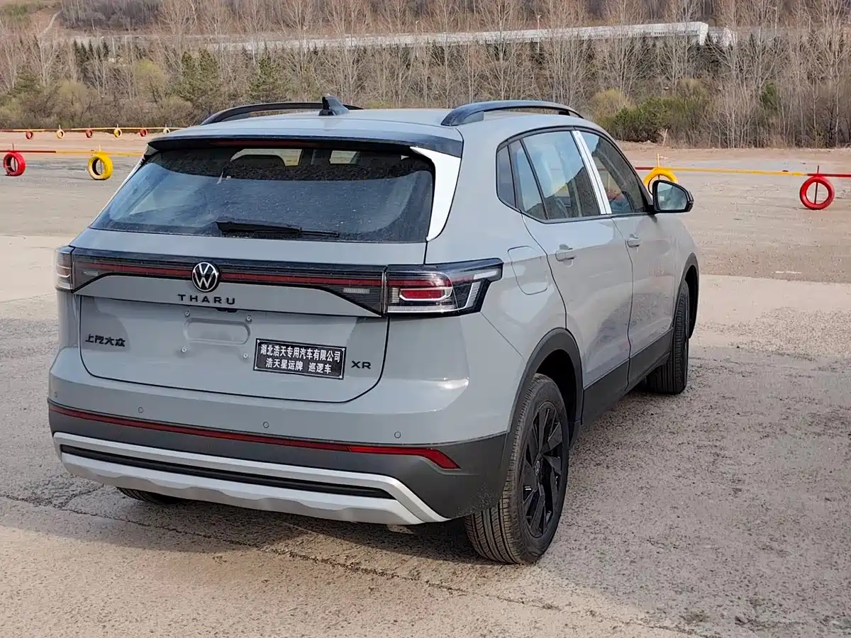 Volkswagen Tharu 2026 XR 1.5L RX Edition фото 5