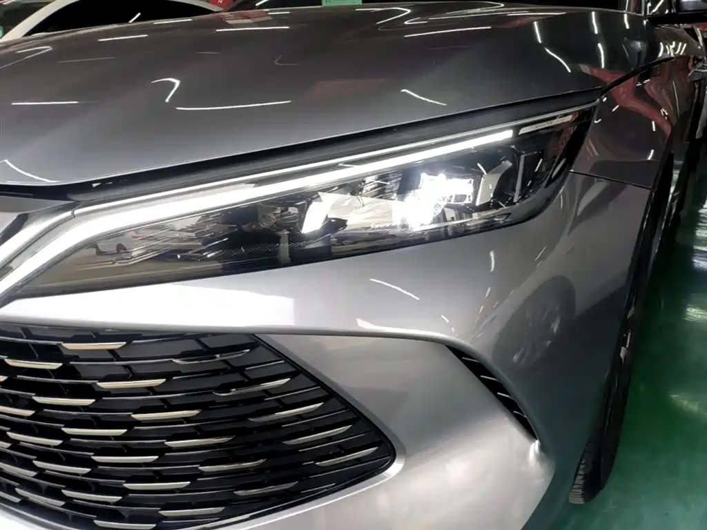 BYD Qin L 2024 DM-i 80KM Superior фото 24